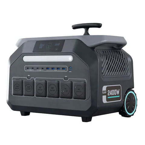 2400 W Portable Power Station / Solar Generator
